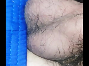 Chú bộ đội nứng đỏ dái