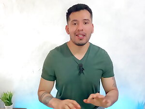 Mi mejor amigo me ofrece su culo virgen en la noche de su cumpleaños! Mis 19cm de vergota lo preñaron. Relato sexual