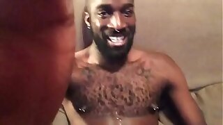 Hairy black man jerks off / Homem negro peludo tocando punheta